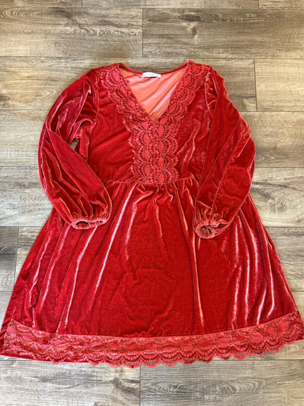 Women's Rustty Dustty Velvet & Lace Dress - Size XL